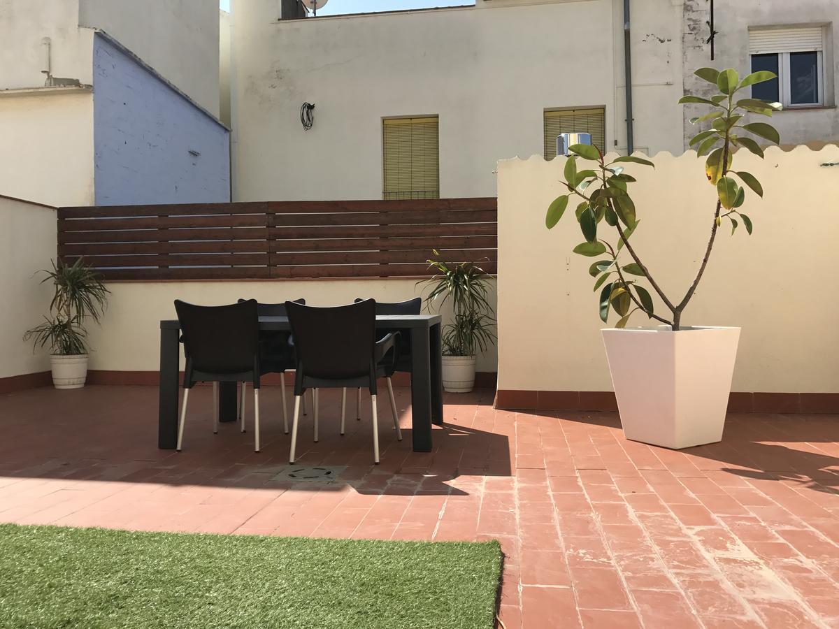 Apartaments Ample Port Marina Palamós Eksteriør bilde